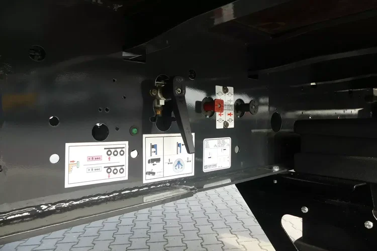 Wielton FIRANKA / STANDARD / OŚ PODNOSZONA / OSIE SAF / zdjęcie 20