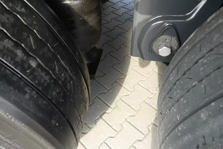 Wielton FIRANKA / STANDARD / OŚ PODNOSZONA / OSIE SAF / zdjęcie 22