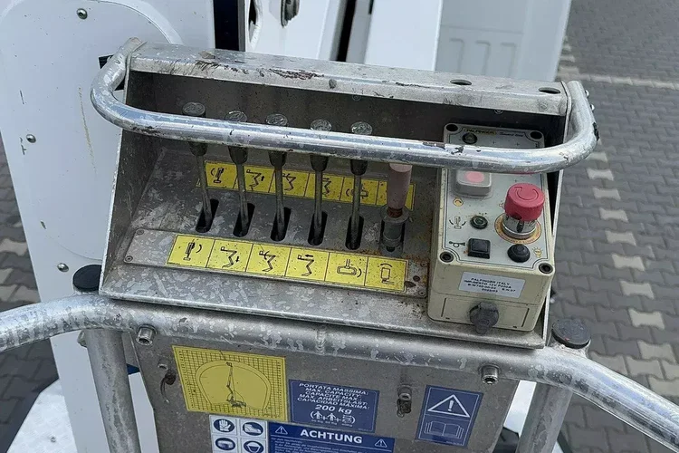 Nissan Cabstar zdjęcie 12