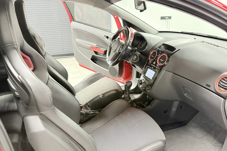 Opel Corsa 1.6 TURBO OPC 192KM Alu 17 RECARO VADER Navi SportAuspuff zdjęcie 13