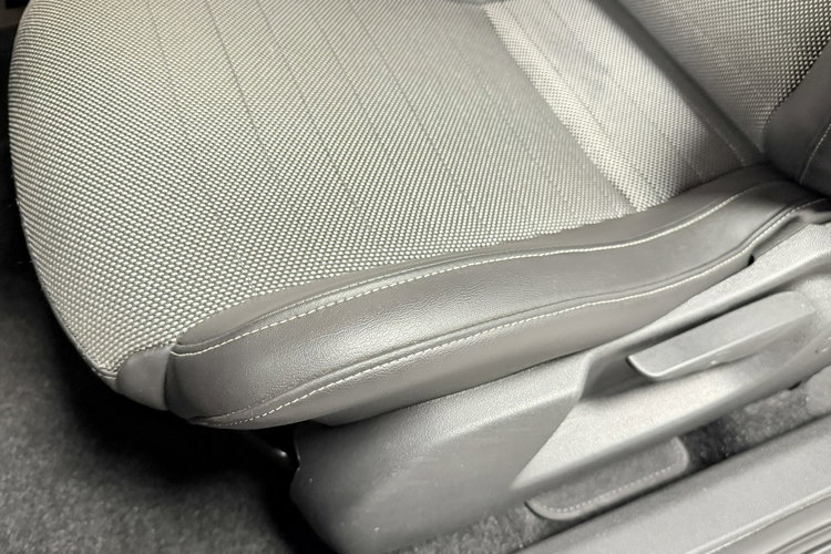 Opel Corsa 1.6 TURBO OPC 192KM Alu 17 RECARO VADER Navi SportAuspuff zdjęcie 33