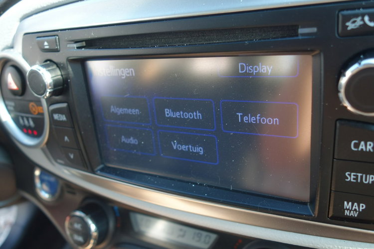 Toyota Yaris Nowa Bateria Stan Bdb zdjęcie 22