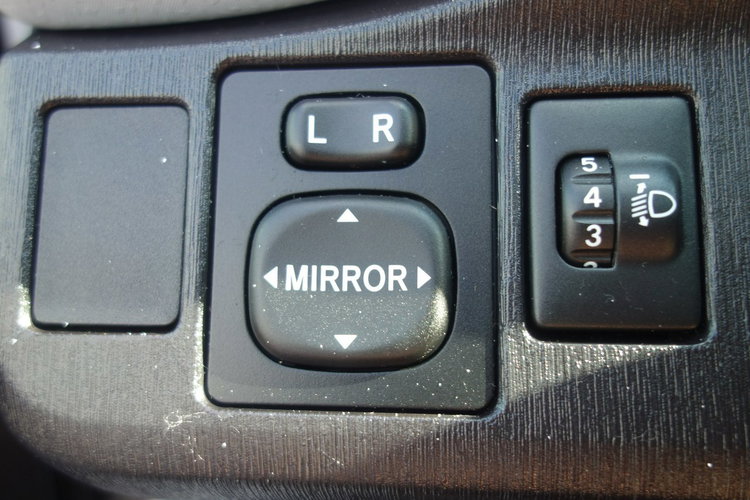 Toyota Yaris Nowa Bateria Stan Bdb zdjęcie 31