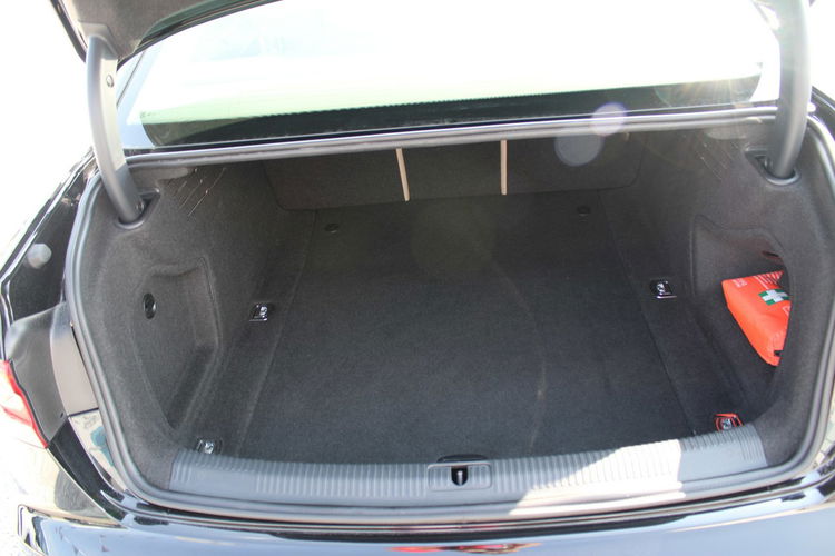 Audi A4 S-Line Quattro Skóra Grzana kanapa SalonPL zdjęcie 15