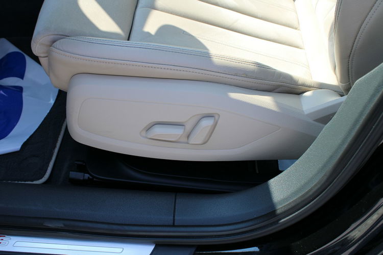 Audi A4 S-Line Quattro Skóra Grzana kanapa SalonPL zdjęcie 21