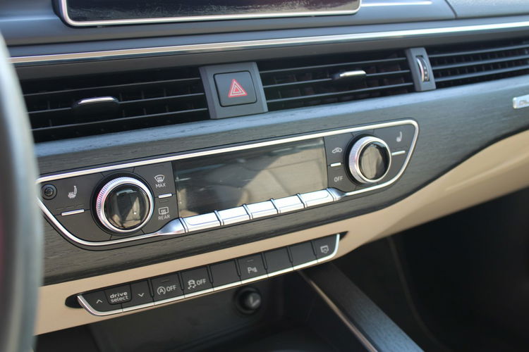 Audi A4 S-Line Quattro Skóra Grzana kanapa SalonPL zdjęcie 27