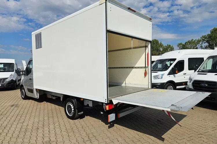 Opel movano Kontener 8 ePAL 69999zł NETTO 2.3 CDTi/140KM zdjęcie 44