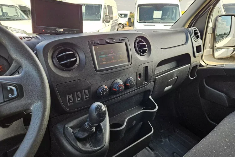 Opel movano Kontener 8 ePAL 69999zł NETTO 2.3 CDTi/140KM zdjęcie 52