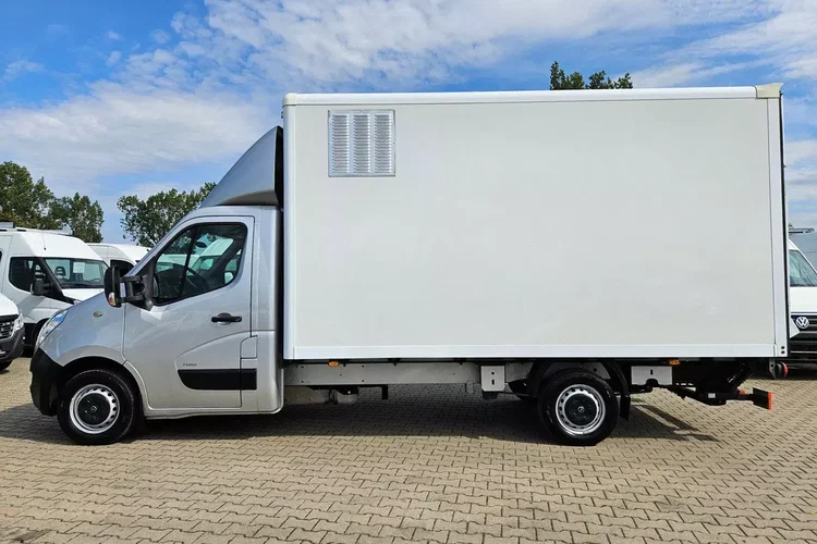 Opel movano Kontener 8 ePAL 69999zł NETTO 2.3 CDTi/140KM zdjęcie 36