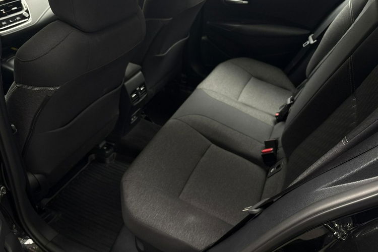Toyota Corolla 1.8 Hybrid COMFORT TECH, salon Polska, gwarancja, FV23% zdjęcie 14