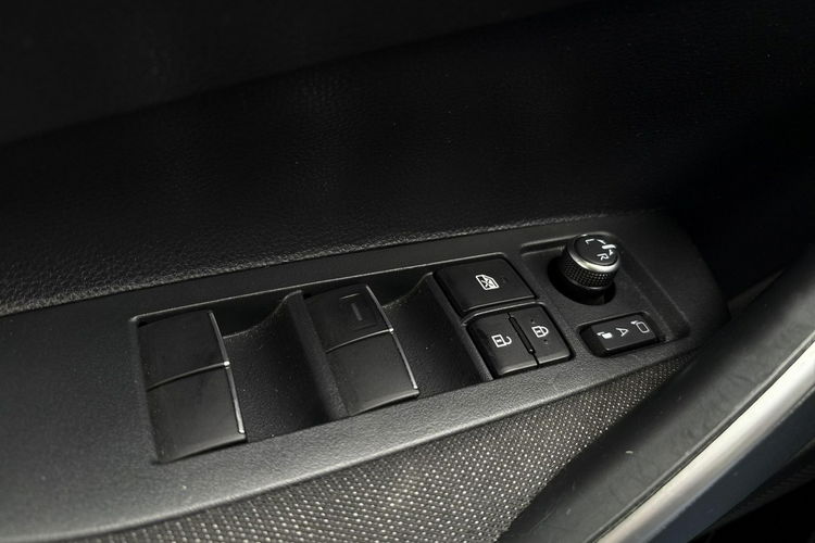 Toyota Corolla 1.8 Hybrid COMFORT TECH, salon Polska, gwarancja, FV23% zdjęcie 20