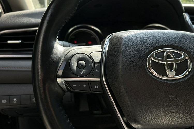Toyota Camry 2.5 HSD COMFORT, salon Polska, gwarancja, FV23% zdjęcie 22