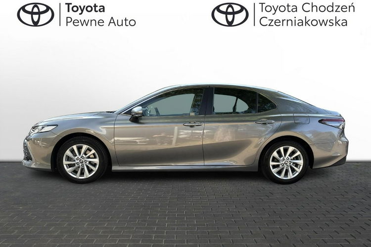 Toyota Camry 2.5 HYBRID COMFORT BUSINESS, salon Polska, gwarancja, FV23% zdjęcie 4