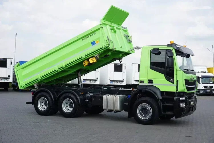 Iveco STRALIS / X - WAY / 460 / E 6 / WYWROTKA / 6 X 4 / 40 000 KM / HYDROBURTA 6x4 zdjęcie 4