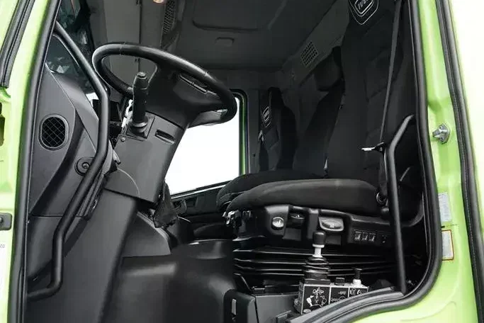 Iveco STRALIS / X - WAY / 460 / E 6 / WYWROTKA / 6 X 4 / 40 000 KM / HYDROBURTA 6x4 zdjęcie 7