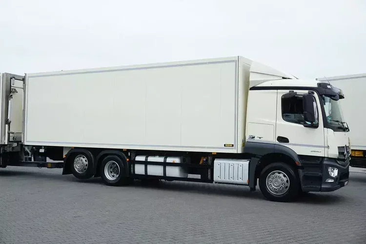 Mercedes ACTROS / 2540 / ACC / E 6 / ZESTAW PRZEJAZDOWY / CHŁODNIA + WINDA / 38 PALET zdjęcie 38