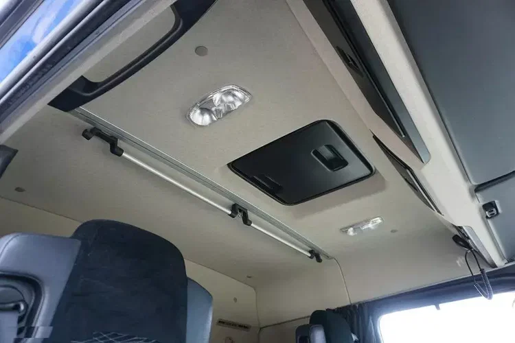 Mercedes ACTROS / 2543 / ACC / E 6 / PEŁNY ADR / PLATFORMA / ZAWIESIE POD WÓZEK zdjęcie 37