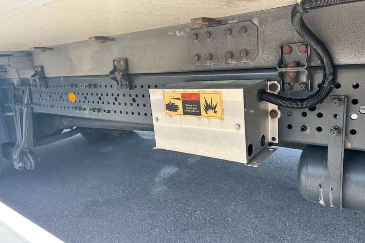 Mercedes ANTOS 1833 CHLODNIA TERMOKING zdjęcie 16