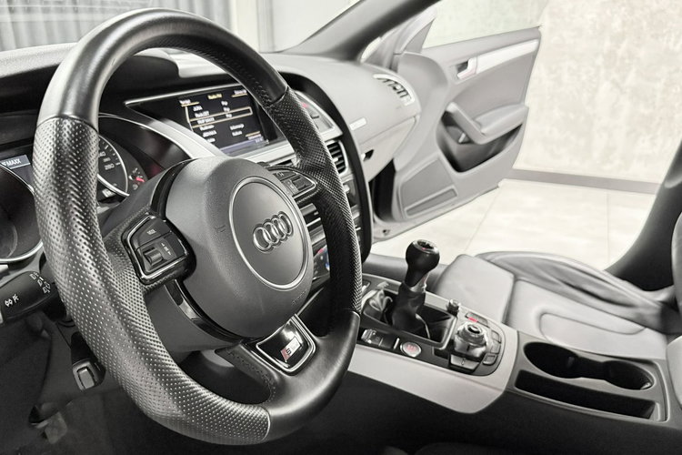 Audi A5 1.8TFSI170KM Lifting S-LINE Sportpaket PLUS BI-XENON SkóraA Navi MMI zdjęcie 38