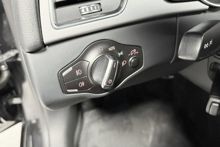 Audi A5 1.8TFSI170KM Lifting S-LINE Sportpaket PLUS BI-XENON SkóraA Navi MMI zdjęcie 40