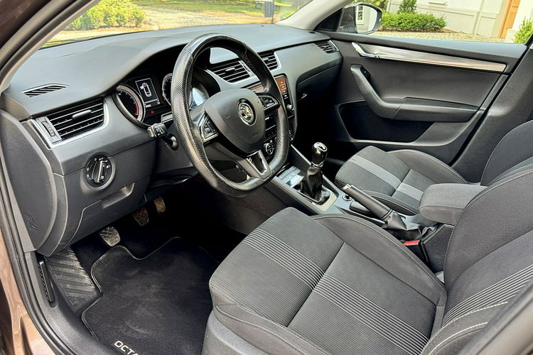 Skoda Octavia FULL LED Navi Gwarancja zdjęcie 10