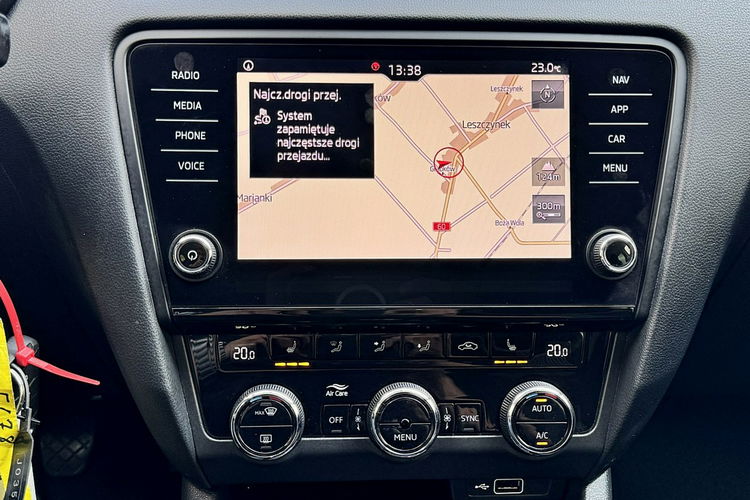 Skoda Octavia FULL LED Navi Gwarancja zdjęcie 18