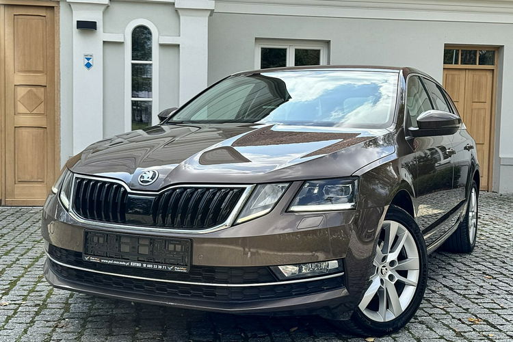 Skoda Octavia FULL LED Navi Gwarancja zdjęcie 25