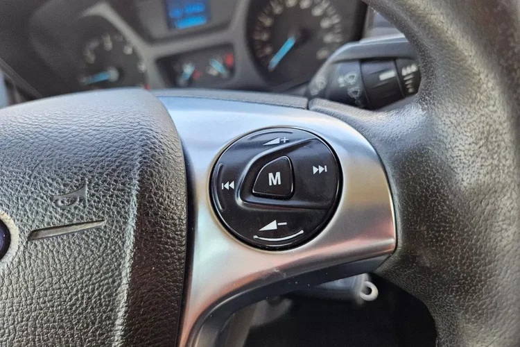 Ford transit DoKa 7 osób 54999zł NETTO 2.0TdCi/170KM zdjęcie 22