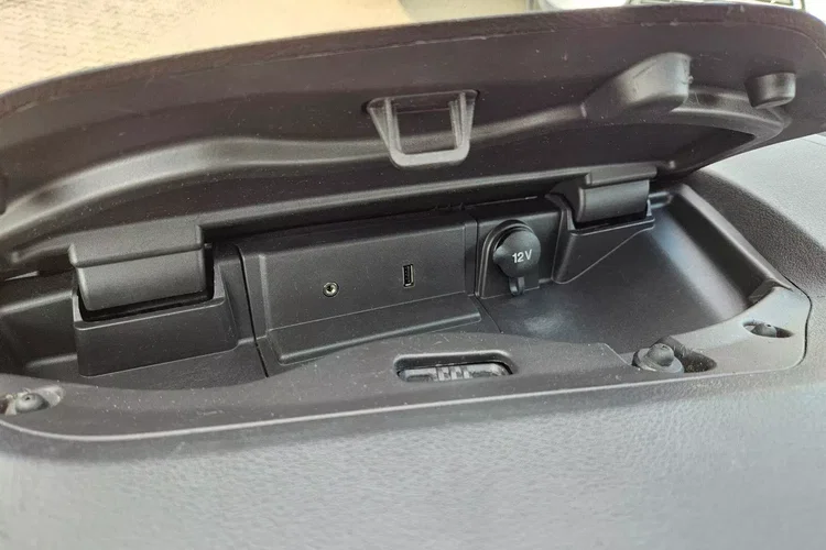 Ford transit L3H2 74999zł NETTO Brygadówka 6 osób 2.0TdCi/170KM zdjęcie 23