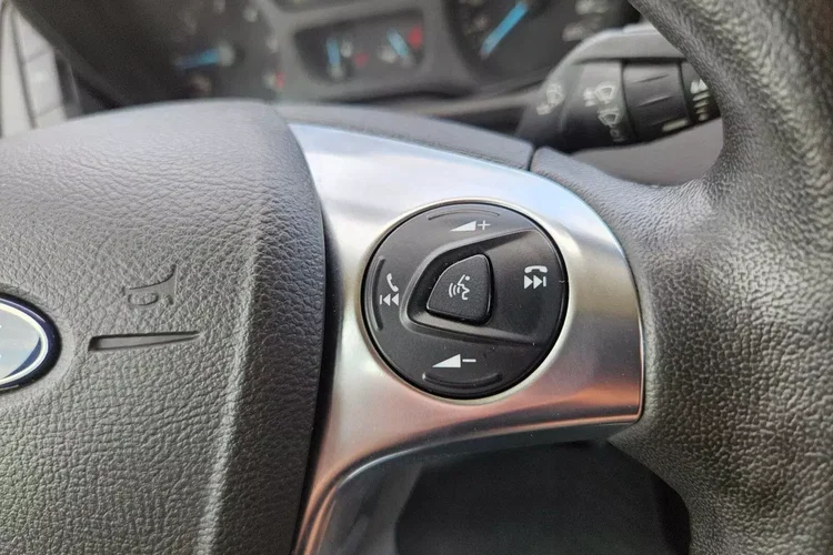 Ford transit L3H2 74999zł NETTO Brygadówka 6 osób 2.0TdCi/170KM zdjęcie 27