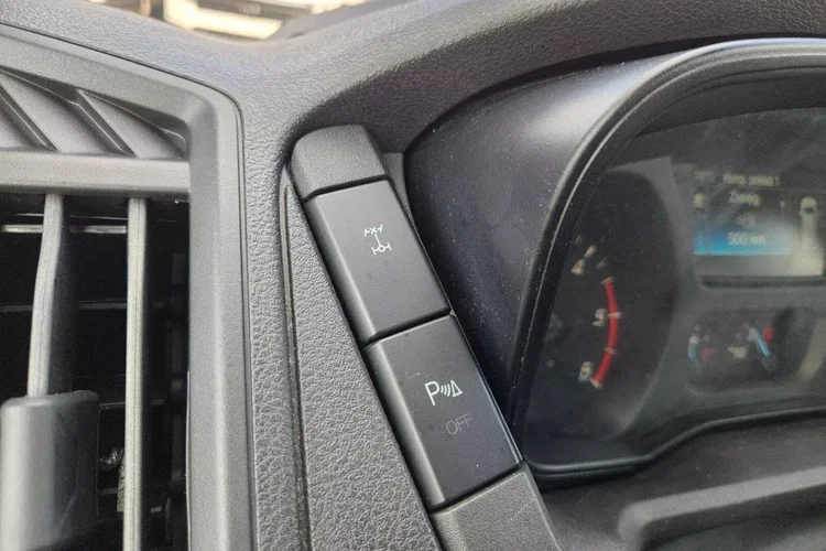 Ford transit L3H2 74999zł NETTO Brygadówka 6 osób 2.0TdCi/170KM zdjęcie 28