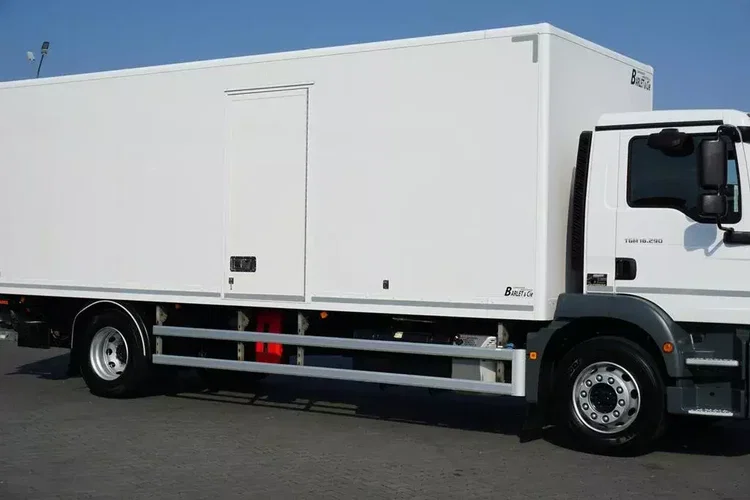 MAN TGM / 18.290 / ACC / EURO 6 / KONTENER + WINDA / 18 PALET zdjęcie 16