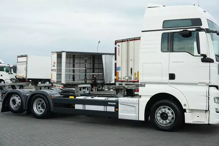 MAN TGX / 26.470 / ACC / E 6 / XXL / BDF 7.15 M , 7.45 M , 7.82 M zdjęcie 29