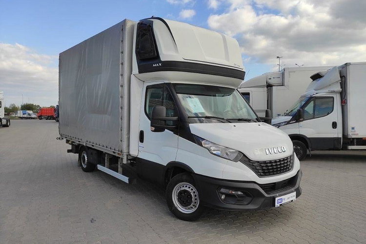 IVECO/CARPOL DAILY 35 S18 zdjęcie 2