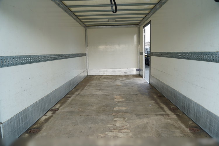 Mercedes ATEGO 1621 / KONTENER 5.6 M / 4x2 / WINDA D HOLLANDIA - 1500 KG / MANUAL / PO KONTRAKCIE SERWISOWYM zdjęcie 22