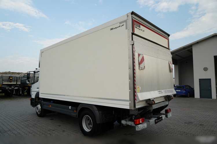 Mercedes ATEGO 1621 / KONTENER 5.6 M / 4x2 / WINDA D HOLLANDIA - 1500 KG / MANUAL / PO KONTRAKCIE SERWISOWYM zdjęcie 6