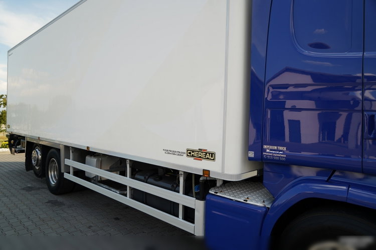 Scania R 410 / 6X2 / CHŁODNIA / SOLÓWKA / AGREGAT CARRIER / MULTITEMPERATURA / WINDA DHOLLANDIA / OŚ PODNOSZONA /  zdjęcie 16