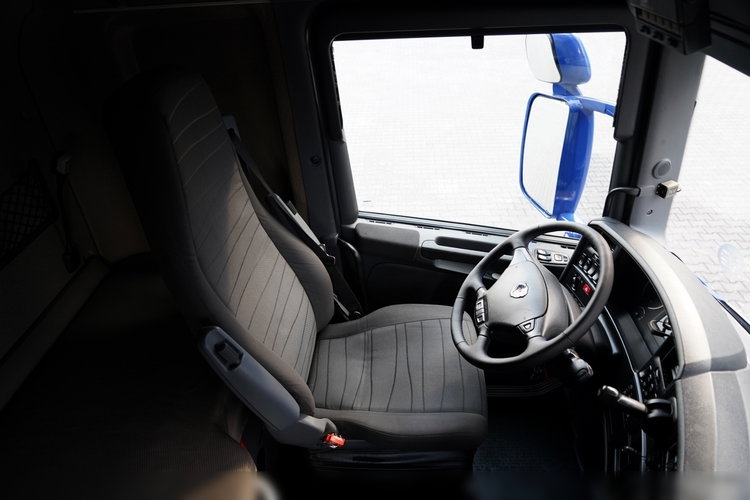 Scania R 410 / 6X2 / CHŁODNIA / SOLÓWKA / AGREGAT CARRIER / MULTITEMPERATURA / WINDA DHOLLANDIA / OŚ PODNOSZONA /  zdjęcie 28