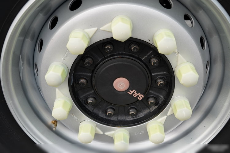 Schmitz / WYWROTKA / ALUMINIOWA / OŚ PODNOSZONA / OSIE SAF / PO KONTRAKCIE SERWISOWYM zdjęcie 17