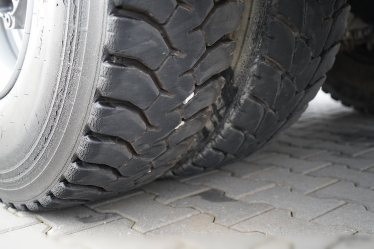 Renault K 480 / 6x4 / WYWROTKA DWUSTRONNA 5.2 M / HYDROBURTA / KLAPO-DRZWI / PO KONTRAKCIE SERWISOWYM zdjęcie 35