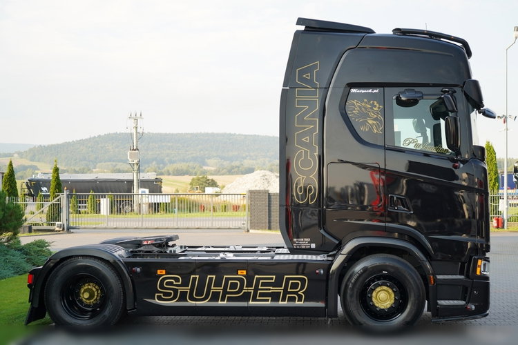 Scania S 500 / RETARDER / KLIMA POSTOJOWA / CAŁA NA PODUSZKACH / OPONY 100% / NAVI / PO KONTRAKCIE SERWISOWYM zdjęcie 12