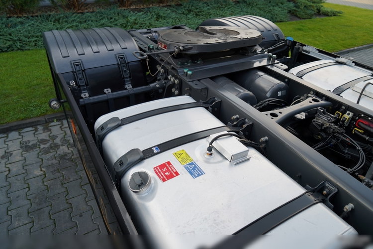 Scania S 500 / RETARDER / KLIMA POSTOJOWA / CAŁA NA PODUSZKACH / OPONY 100% / NAVI / PO KONTRAKCIE SERWISOWYM zdjęcie 20