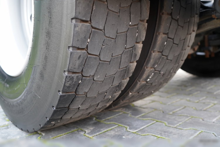 Renault C 440 / RETARDER / NISKA KABINA / 13 LITROWY / SPROWADZONY / PO KONTRAKCIE SERWISOWYM zdjęcie 20