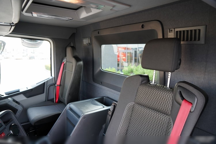 Renault C 440 / RETARDER / NISKA KABINA / 13 LITROWY / SPROWADZONY / PO KONTRAKCIE SERWISOWYM zdjęcie 25