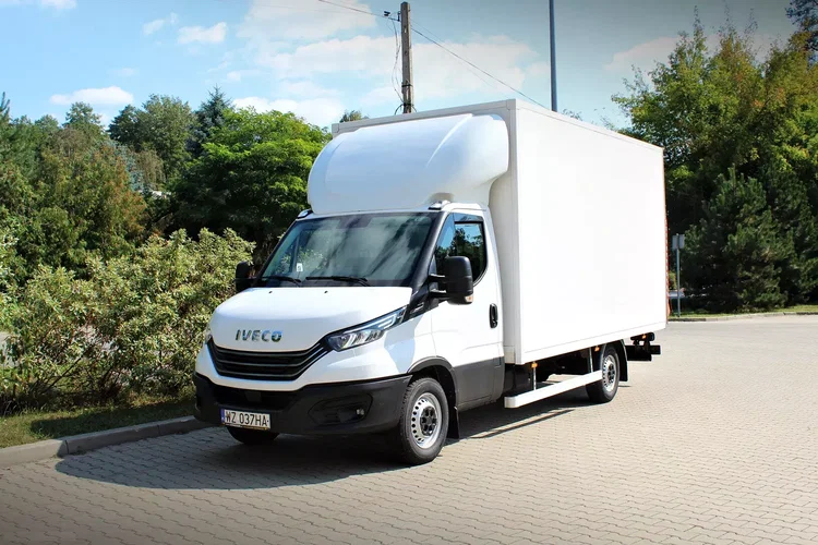 Iveco Daily 35S18 kontener 9eu palet + winda Dhollandia750kg zdjęcie 2