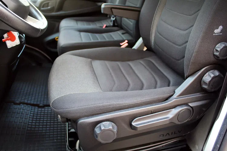 Iveco Daily 35S18 kontener 9eu palet + winda Dhollandia750kg zdjęcie 34