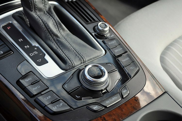 Audi A4 3.0TDI(204KM) Lift Bi-Xenon Led Klimatronik Chrom Parktronik Alu16"ASO zdjęcie 35