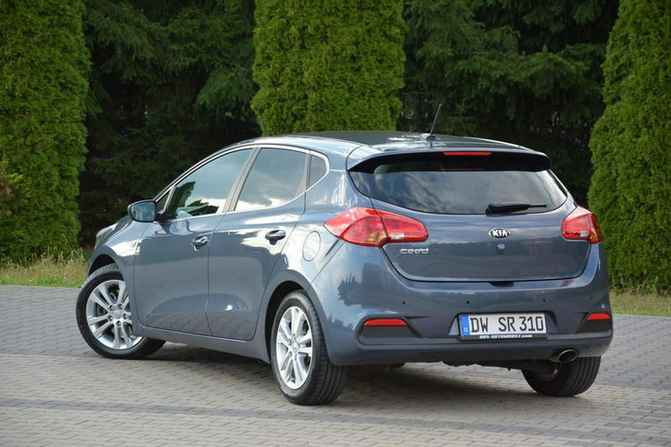 Kia Cee'd Lift Duża Navi Kamera Ledy Klimatronic Grzana kierownica Parktronic zdjęcie 14