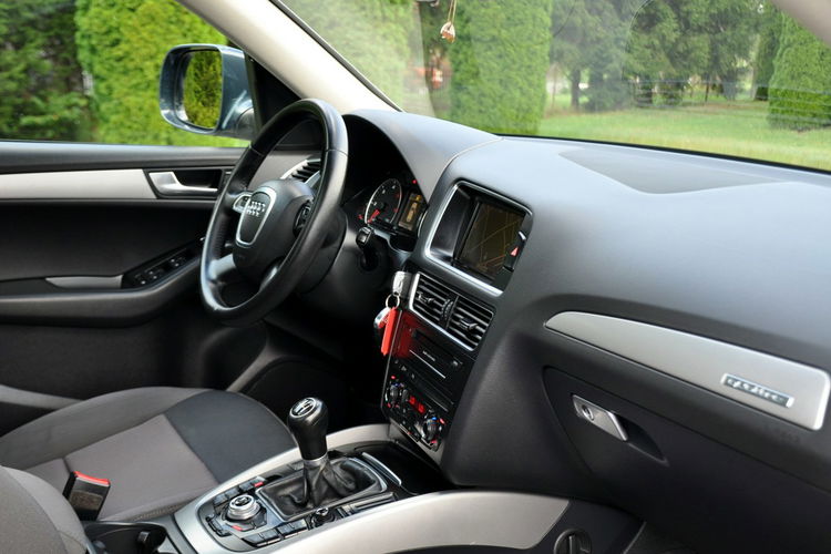Audi Q5 2.0TDI(143KM) 2xS-Line Navi MMI Panorama Welur Klimatronik Alu18"ASO zdjęcie 18