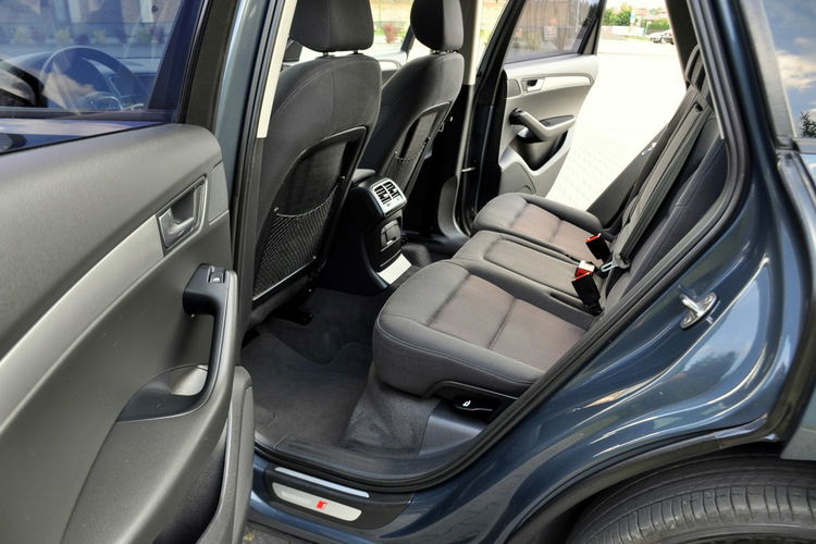 Audi Q5 2.0TDI(143KM) 2xS-Line Navi MMI Panorama Welur Klimatronik Alu18"ASO zdjęcie 22